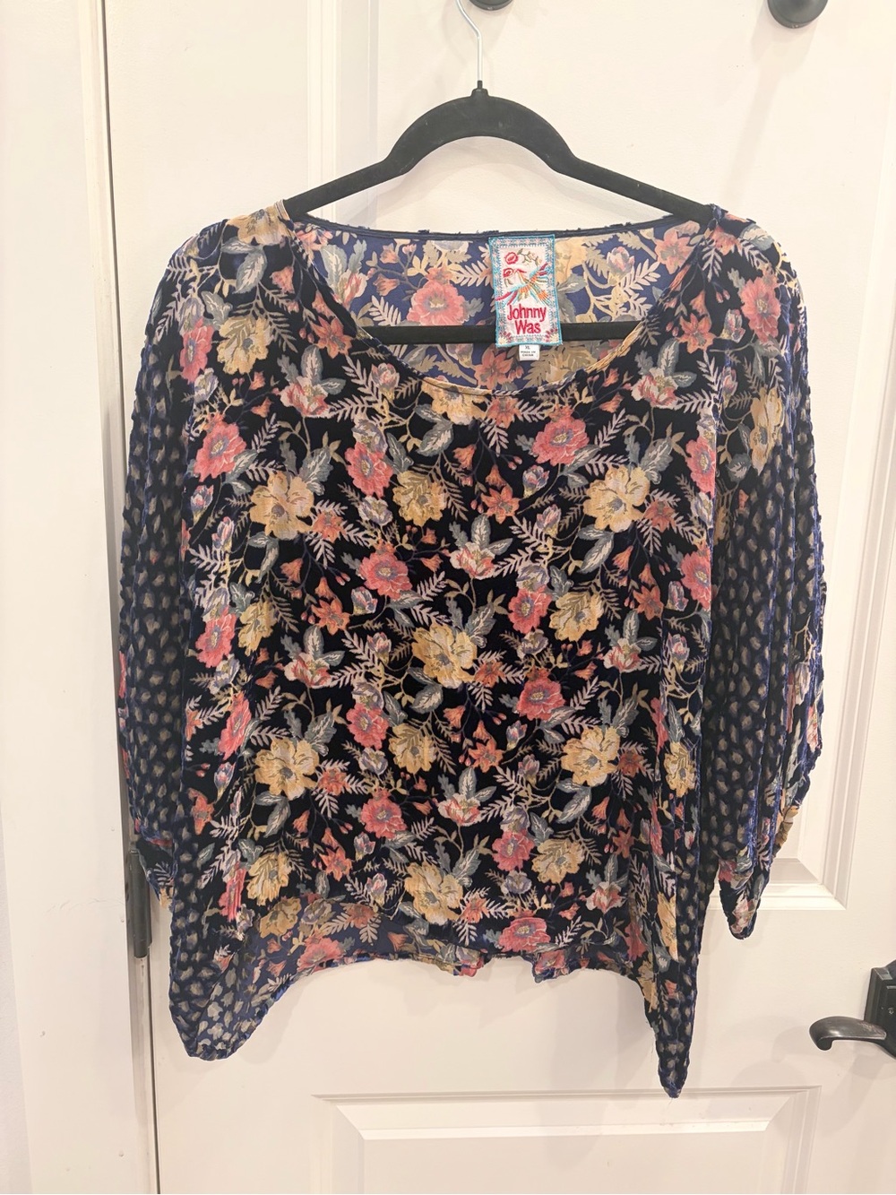 Johnny Was Navy Floral Relaxed Scoop Neck Tunic
